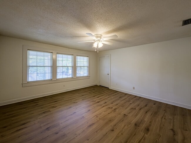 Photo - 1608 Central Ave