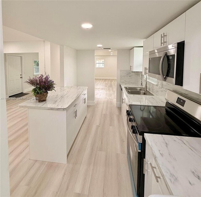 Photo - 4431 NW 13th St