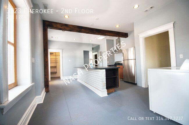 Building Photo - 3323 Cherokee-2nd Floor Unit 2nd Floor