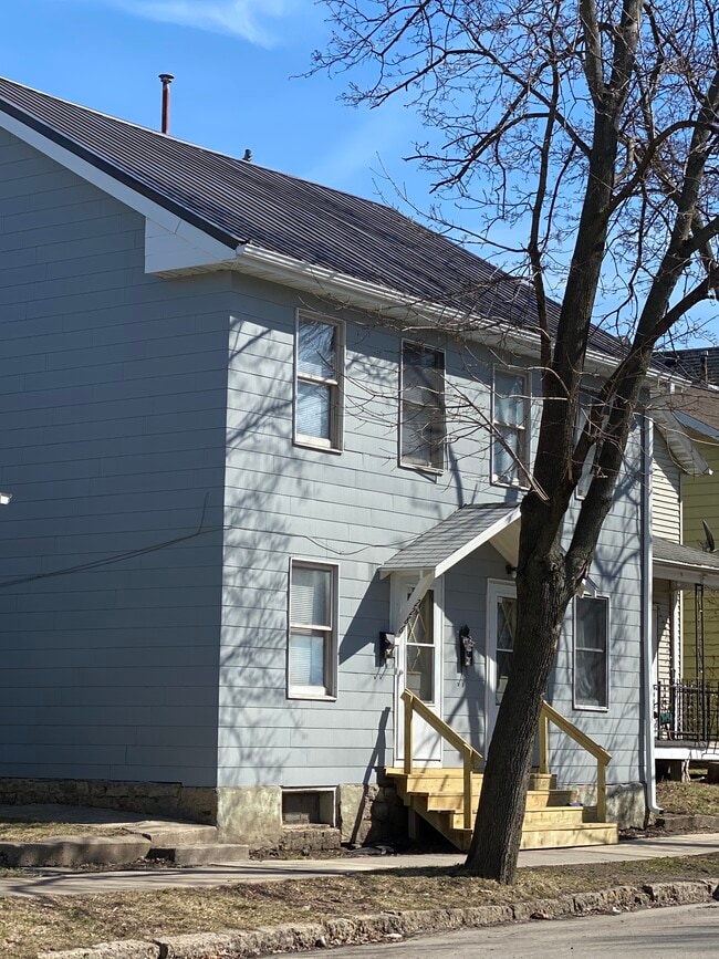 Outside - 2284 Jackson St House Unit 2286