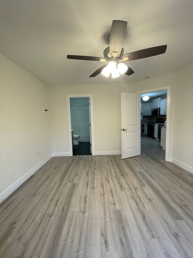 Photo - 1009-1011 Unit 1009