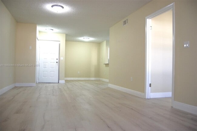 Photo - 2820 N Oakland Forest Dr Unit 109