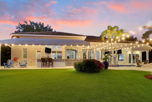 Photo - 18808 SE Windward Island Ln