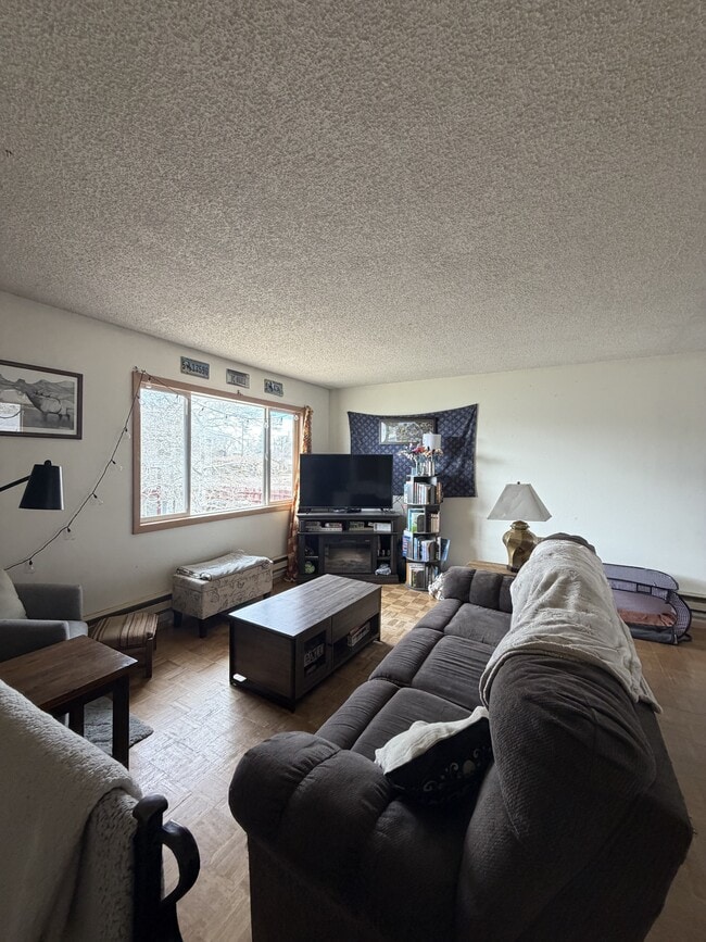 Photo - 1672 W Wyoming Ave