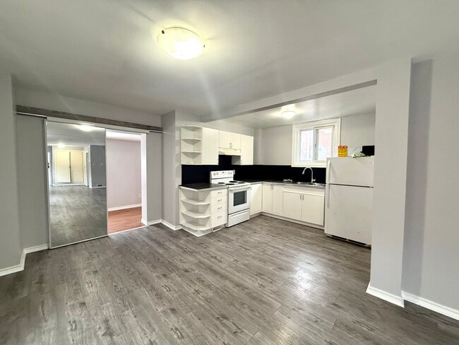 Photo - Unit 2-171 East Ave S