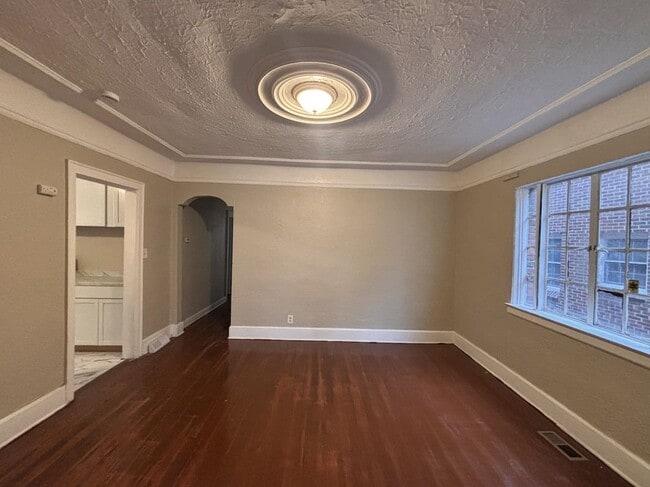 Photo - 17606 Roselawn St