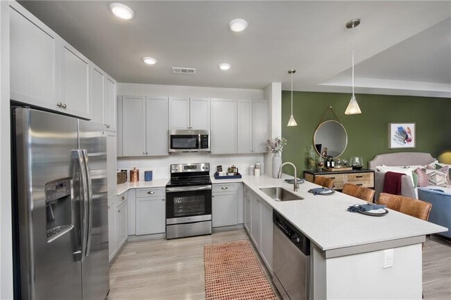 Photo - 6919 Peachtree Dunwoody Rd Unit 545