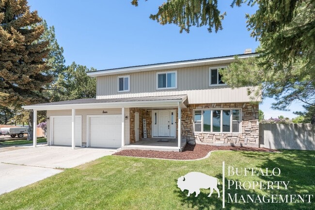 Photo - Charming Country Home on 2 Acres | 5 Bed | 3 Bath | Blackfoot, ID