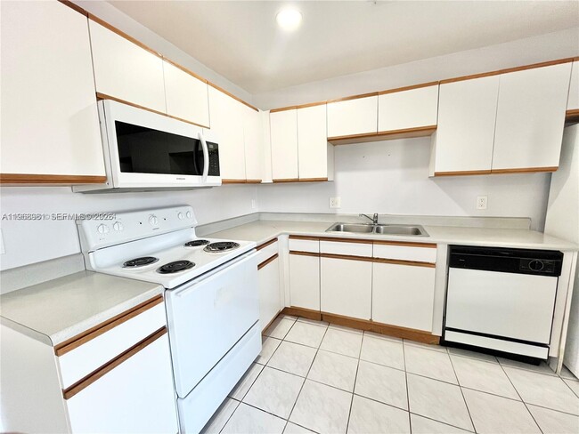 Photo - 10350 SW 220th St Unit 239