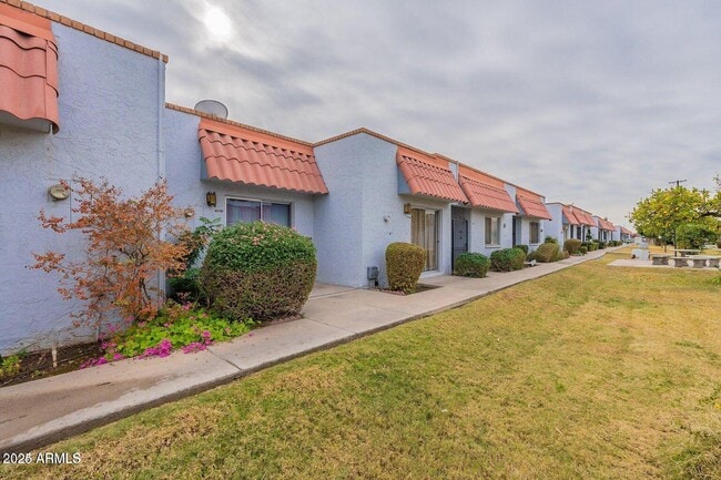 Building Photo - 6818 N 35th Ave Rental