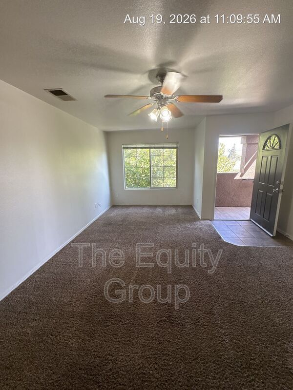 Photo - 4223 W Walnut Ave Unit 4223 D