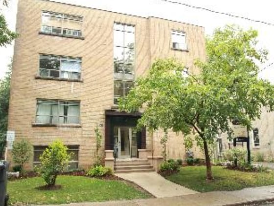 Primary Photo - Roselawn Manor