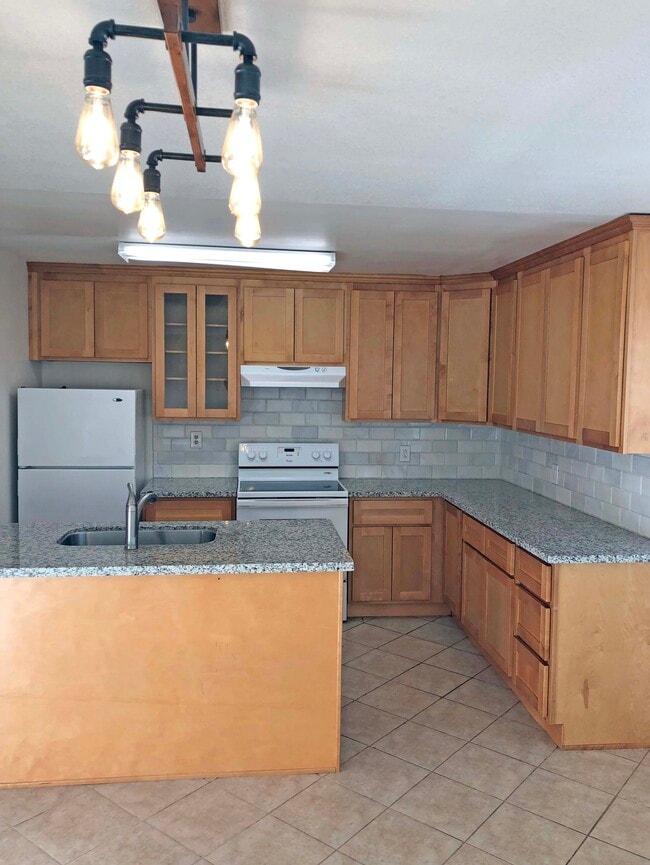 Photo - 767 Warring Dr Unidad #1