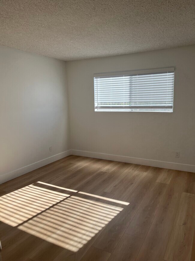 Villa Woods Apartments