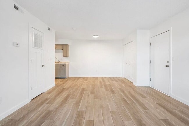 Photo - 3111 W Greenwood St Unit 10