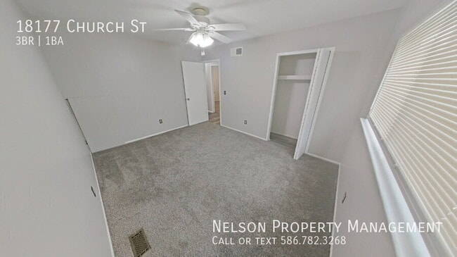 Photo - 18177 Church St
