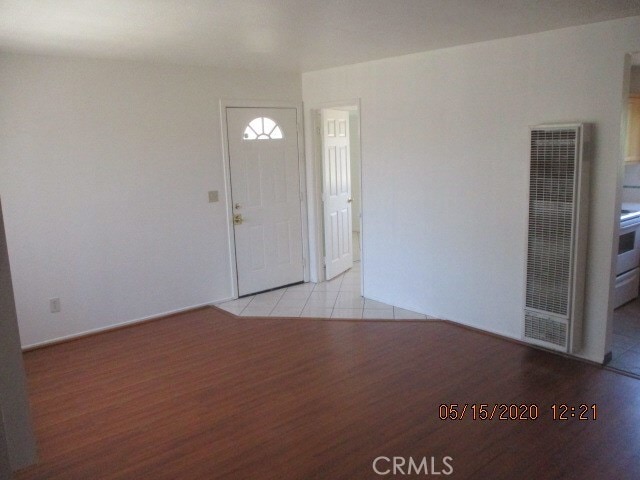 Photo - 33119 Jamieson St