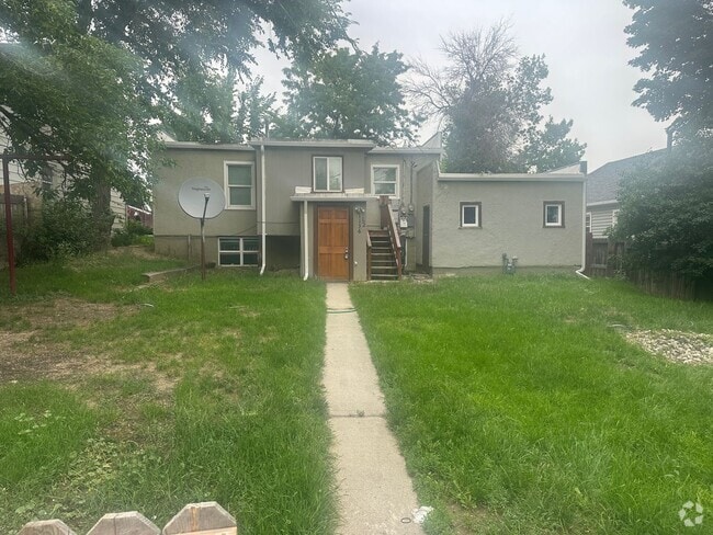 Building Photo - 218 1/2-1136 1/2 Terry Ave Unit 1136 1/2 Terry Ave Billings Rental