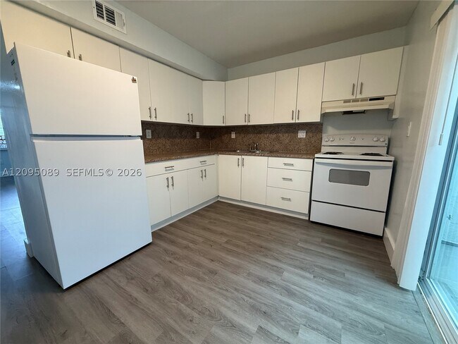 420 NE 18th Ave