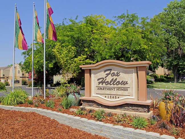 Fox Hollow - Fox Hollow Apartments