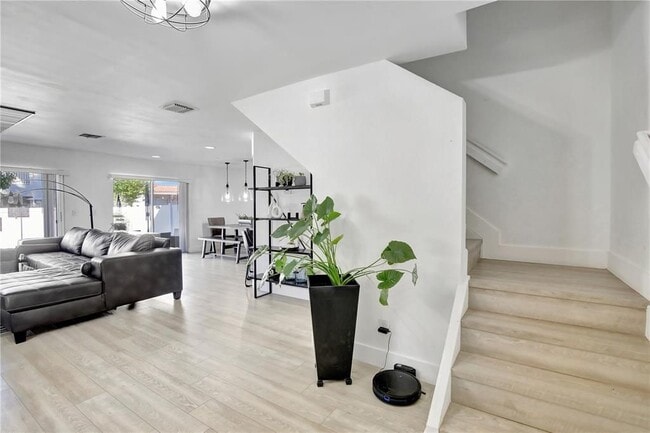 Photo - 5326 SW 126th Ave