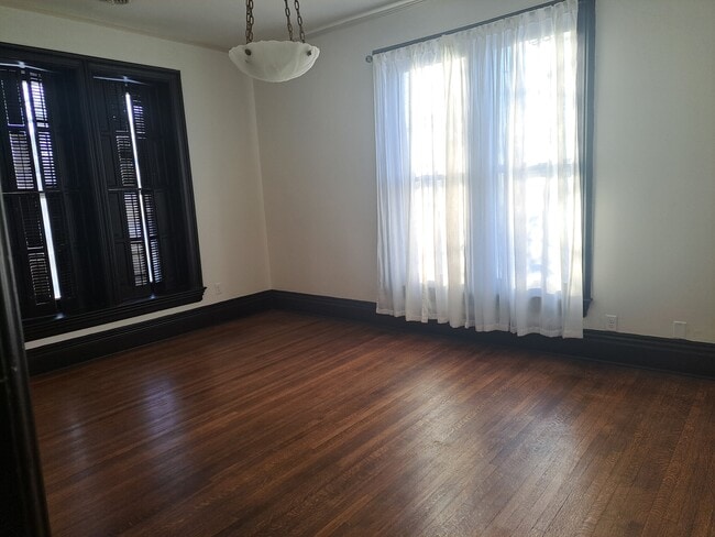 Photo - 718 W Stephenson St Unit 3
