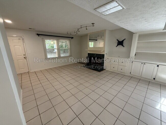 Photo - 115 Hickory Ave