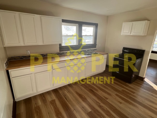 Photo - 3 bedrooms 1 bathroom for rent in Dayton