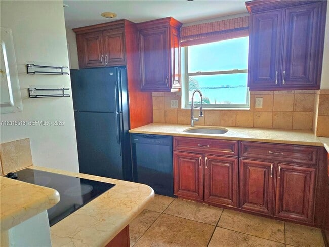 Photo - 1865-1879 79th Street Causeway Unit 5 i