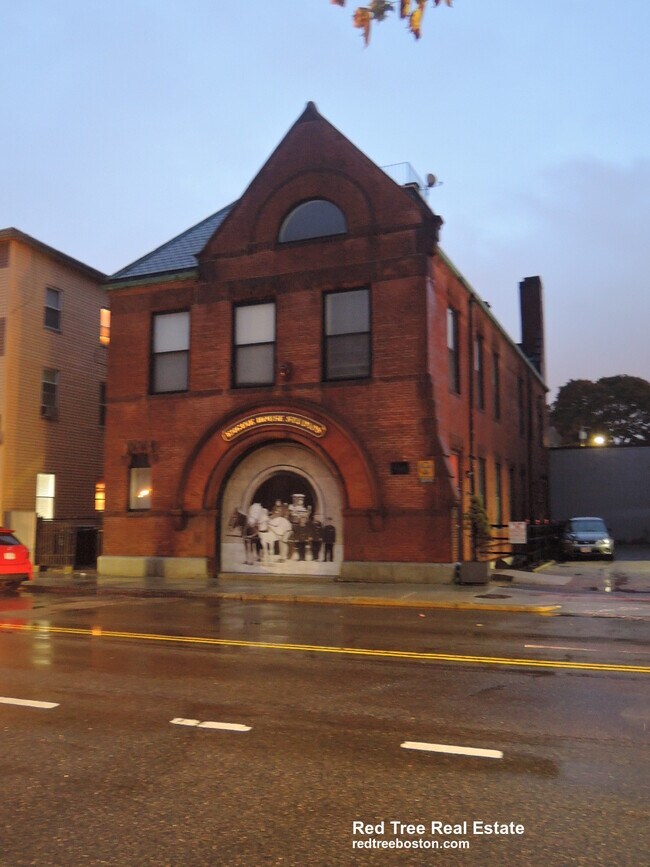 440 Western Ave