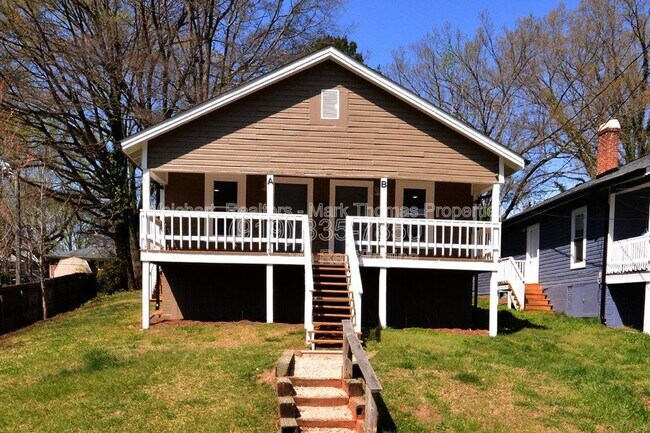Photo - 1032 Cornell St