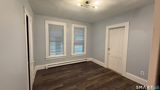 242 Madison Ave Unit 1st