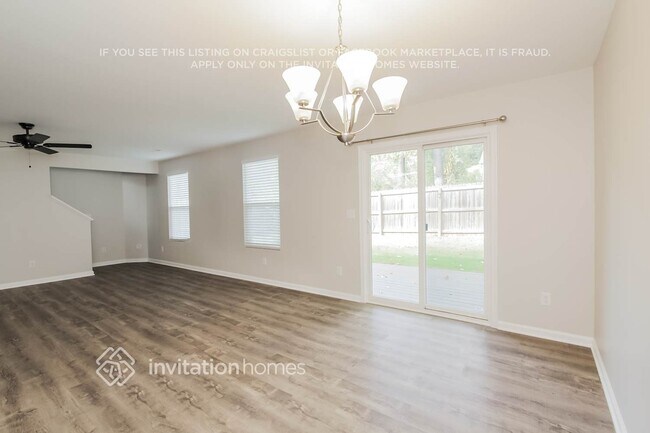 Photo - 1623 Hooper Court