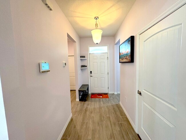 Photo - 1620 Delphi Way