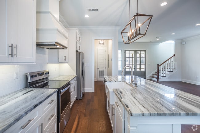 Interior Photo - Wellington Place Rental
