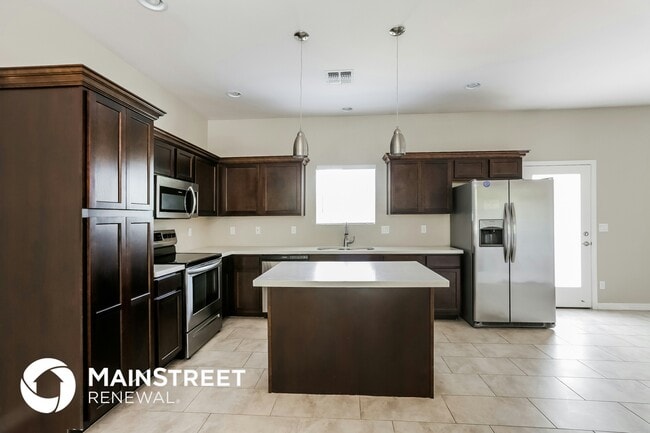 Photo - 2000 N 36th St