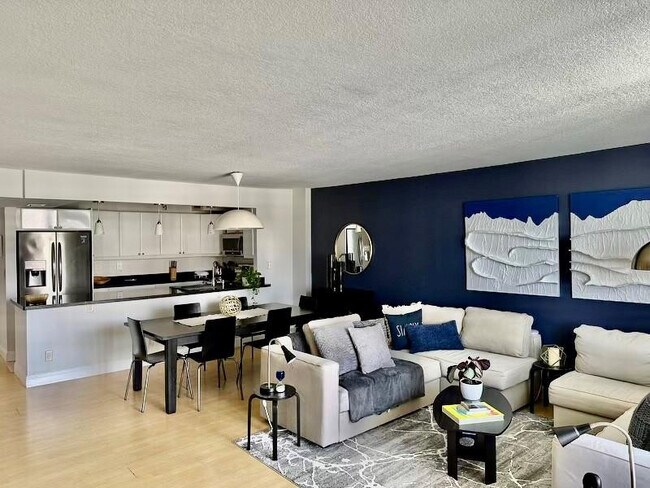 Photo - 1900 S Ocean Blvd Unidad 14h