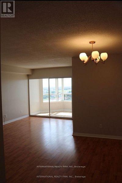 Photo - 135 Hillcrest Ave Unit 1010