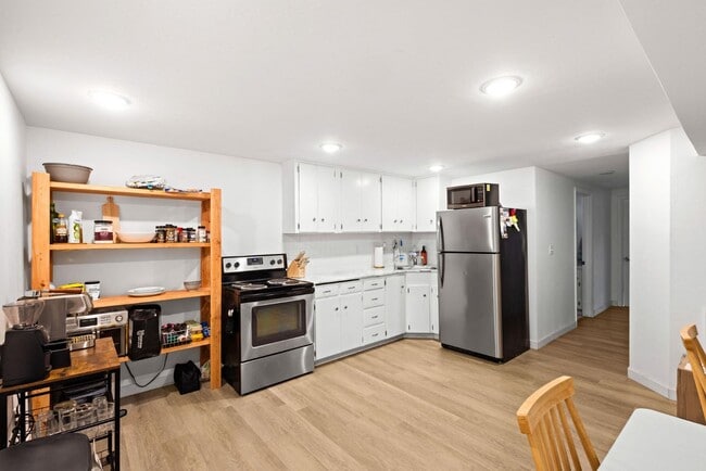 Photo - 204 Dove Ave