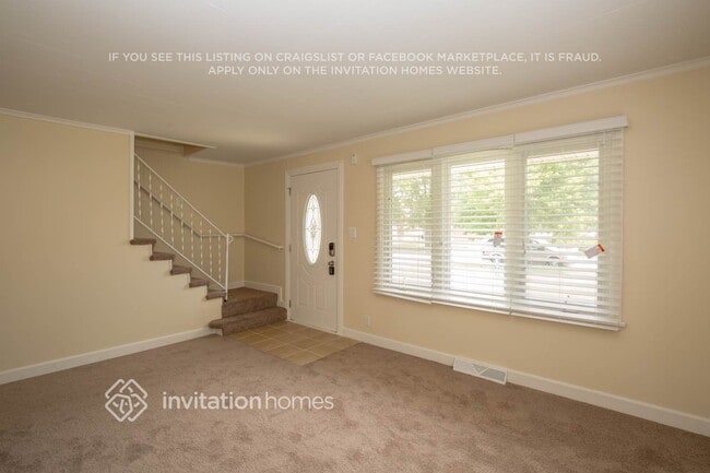 Photo - 7928 Menard Ave