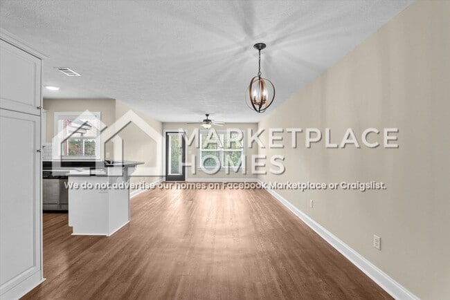 Photo - 126 Downsbury Rd