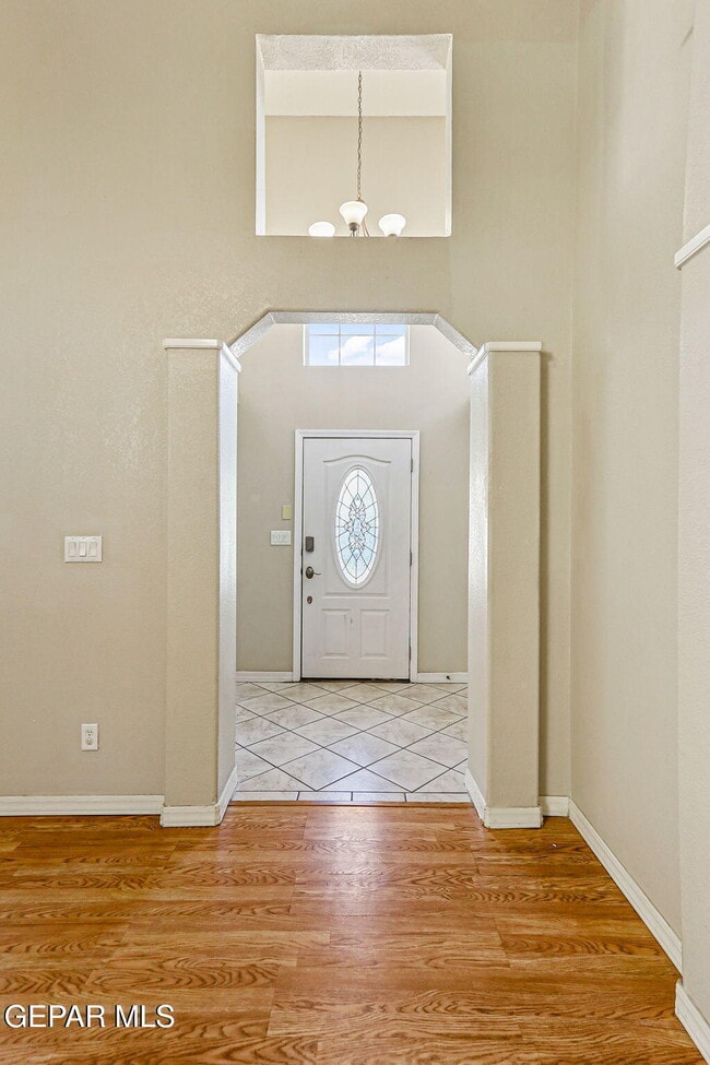 Photo - 951 Via Descanso Dr