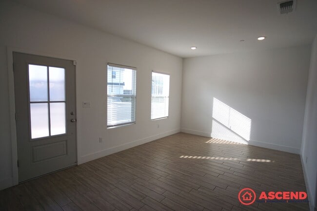 Photo - Spacious 5-Bedroom Home in Gossamer Grove with Solar & Modern Kitchen