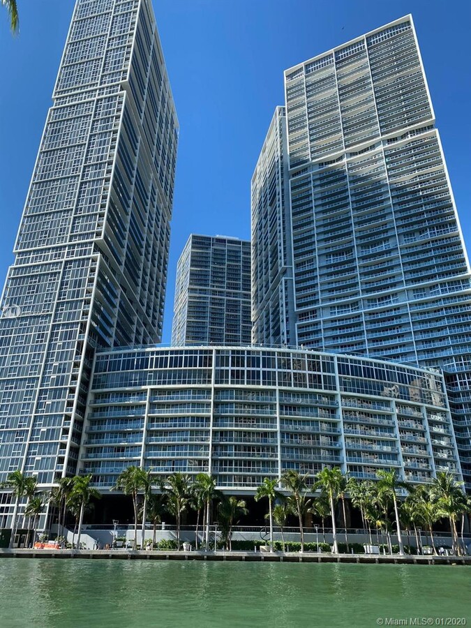 Photo - 475 Brickell Ave Condominio