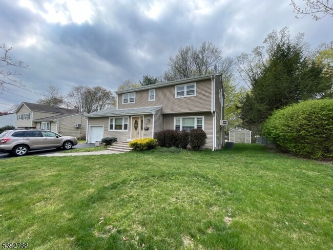 Photo - 42 Willow Way