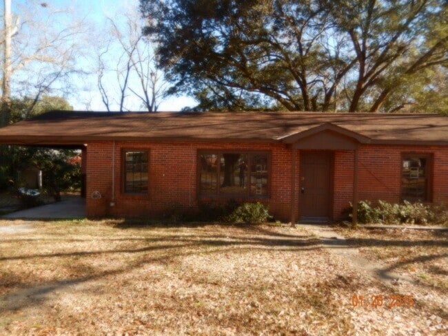 Building Photo - 2371 Vermillion Dr Rental