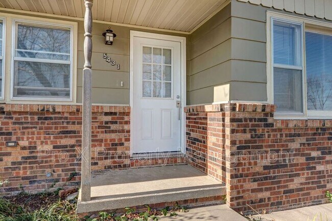 Photo - 5431 N Lakewood Dr