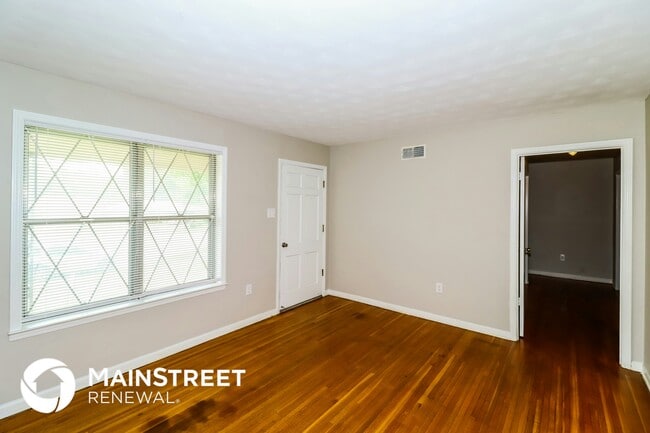 Photo - 1165 Finch Cove