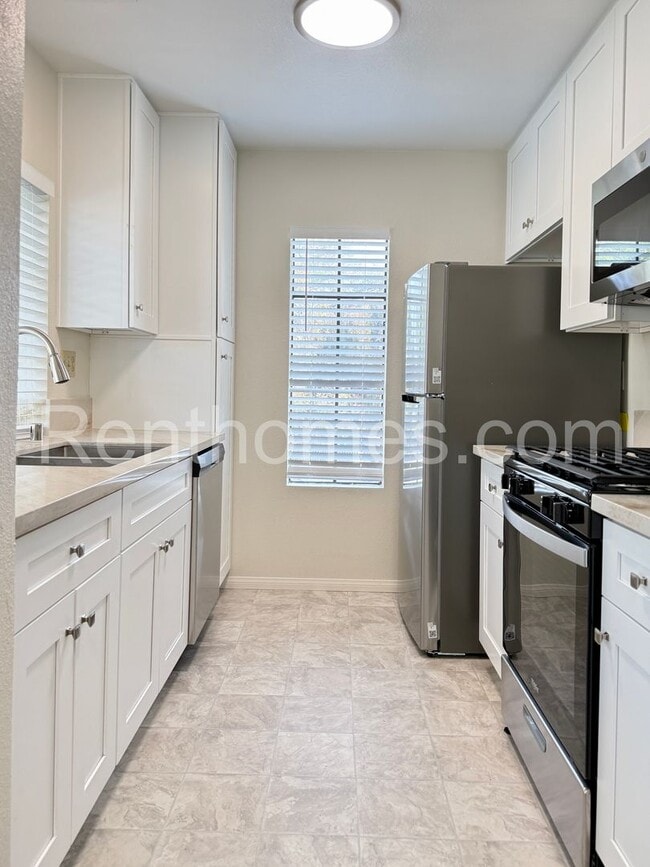 Photo - Mira Mesa, 8508 Summerdale Road #18 - Walk to shopping and park!
