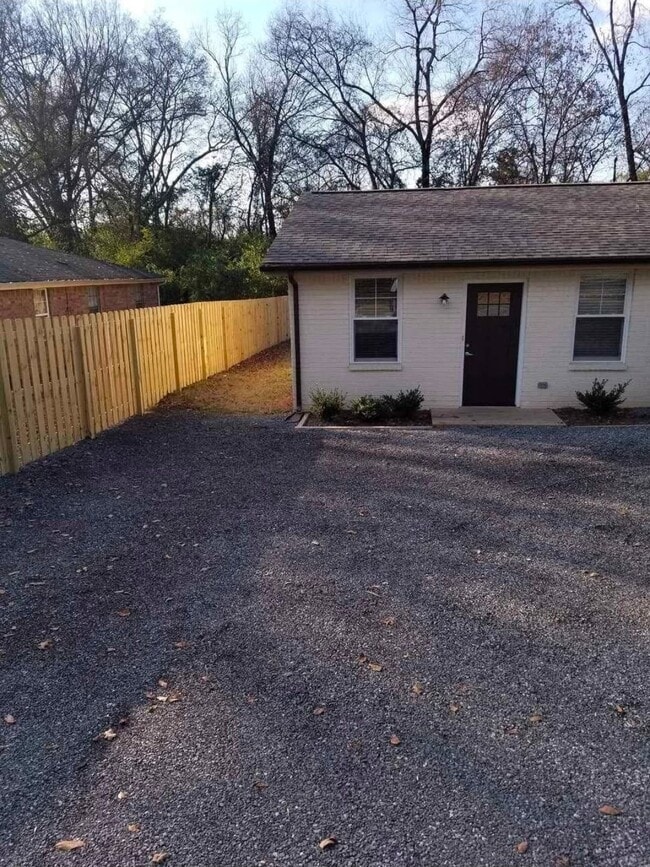 Photo - 3112 Keeling Ave